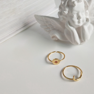 THE STAR RING